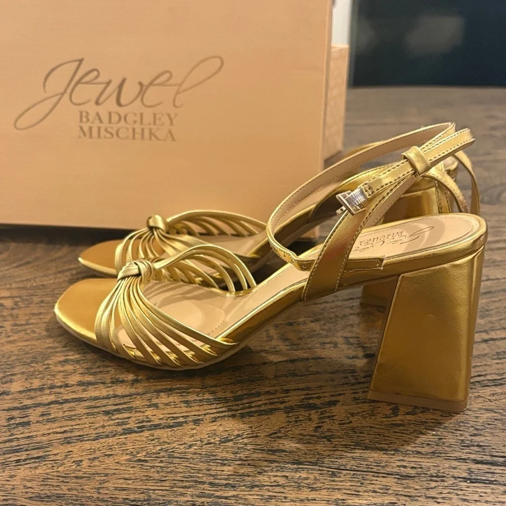 Badgley Mischka Gold Knotted Heels